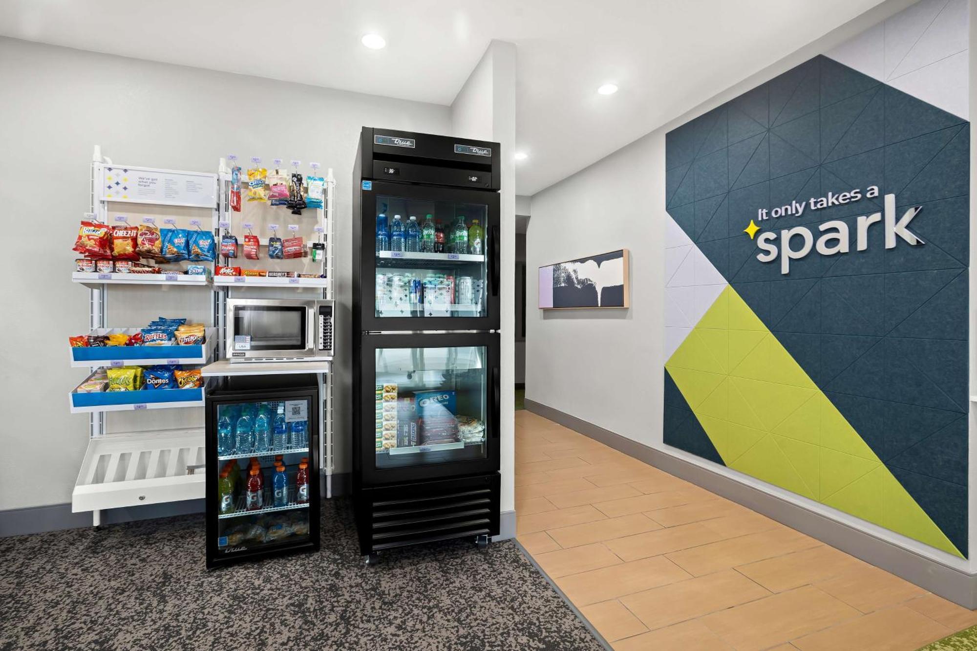 Spark By Hilton Moline Quad Cities Exterior photo